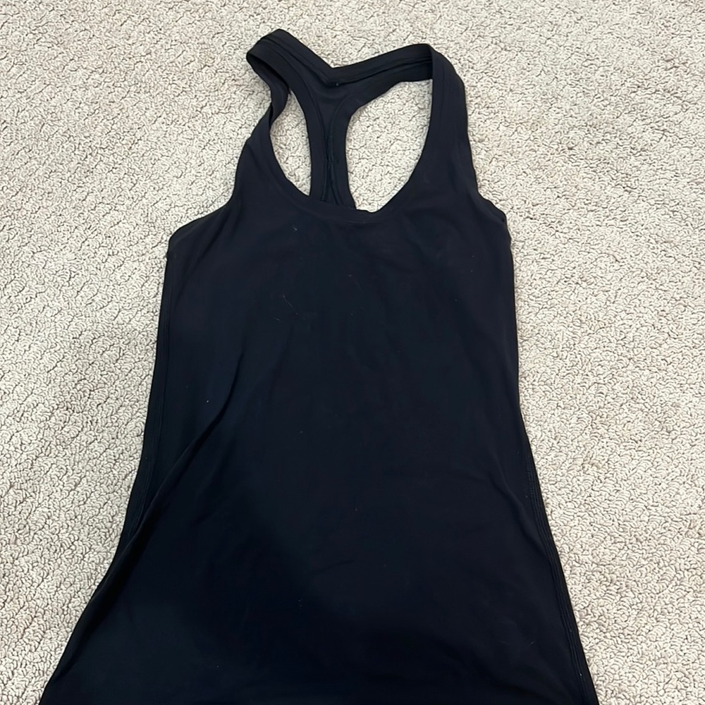 Black lulu tank